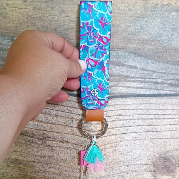 Simply Southern Floral Wallet and Keychain Set - Picture 7 of 9